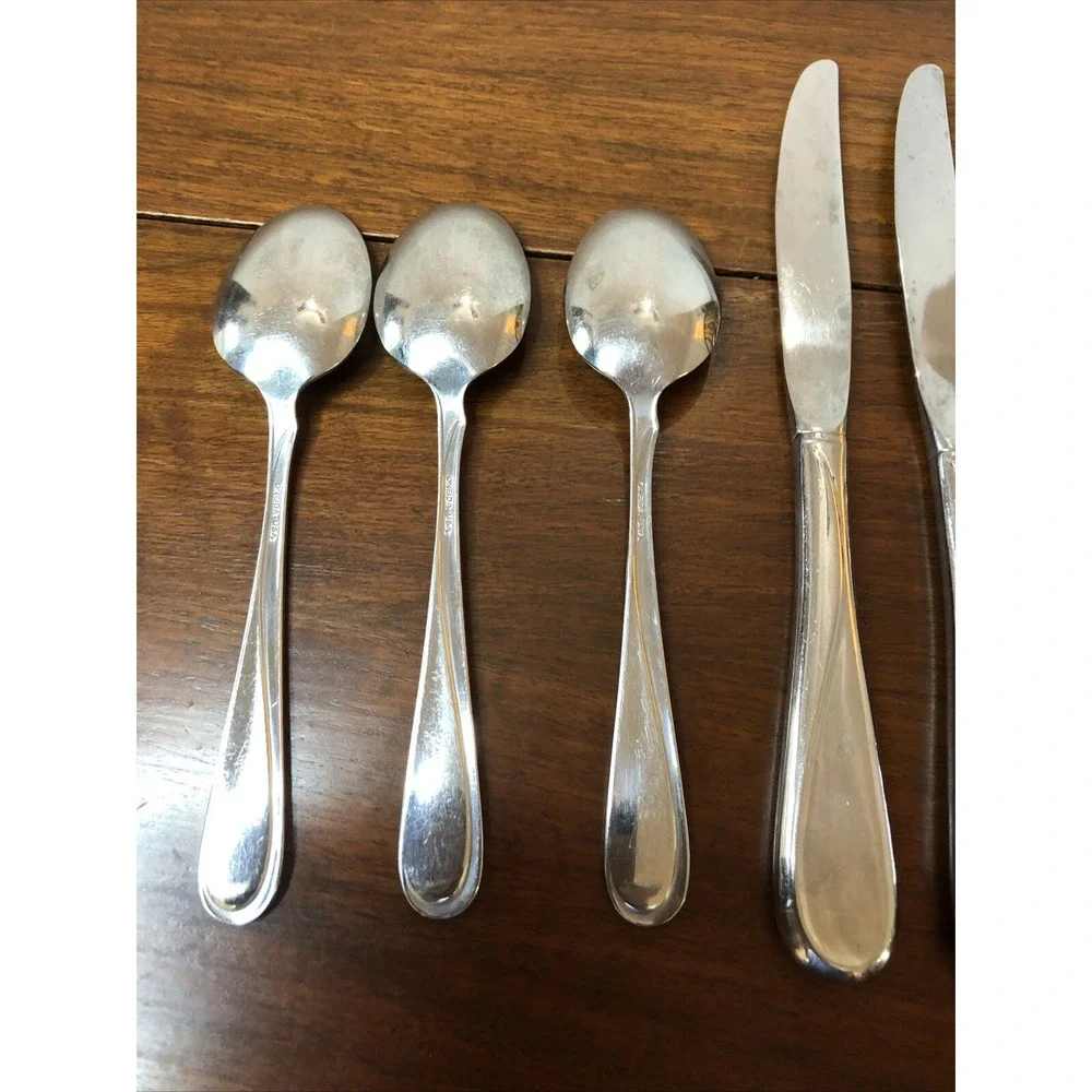 Oneida FLIGHT RELIANCE Stainless Lot Of 8 Flatware Forks Knives Spoons